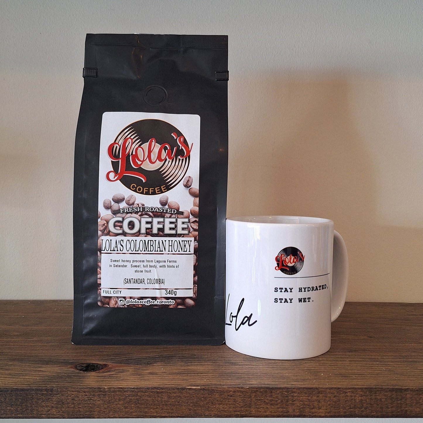 340GR. MEDIUM ROAST LOLA'S COLOMBIAN HONEY + LOLA'S CUP OF YOUR CHOICE